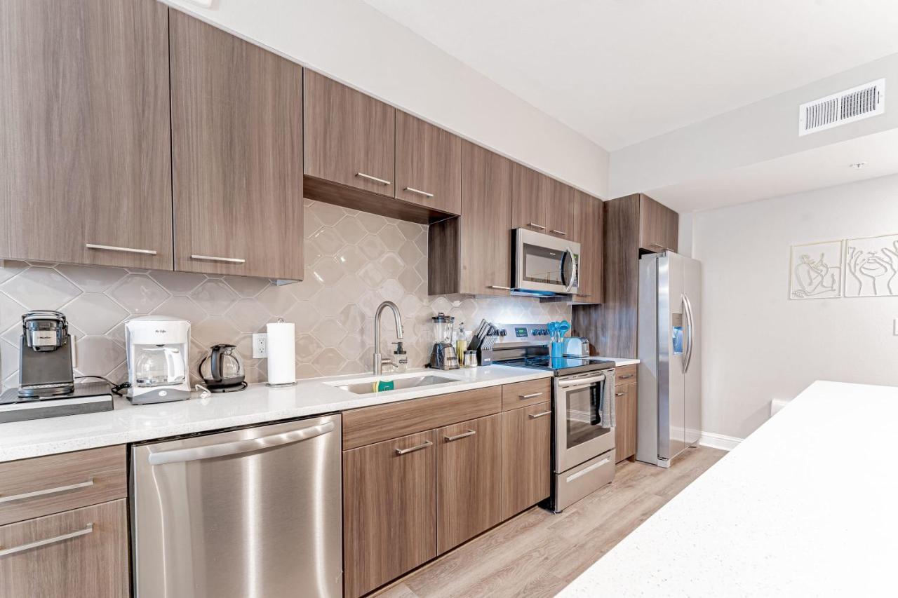 오스틴 Upscale Modern Apts - Free Parking, Fast Wifi, Courtyard 아파트 외부 사진