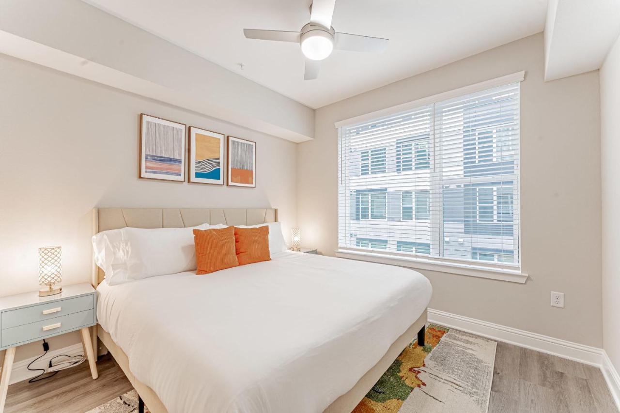 오스틴 Upscale Modern Apts - Free Parking, Fast Wifi, Courtyard 아파트 외부 사진