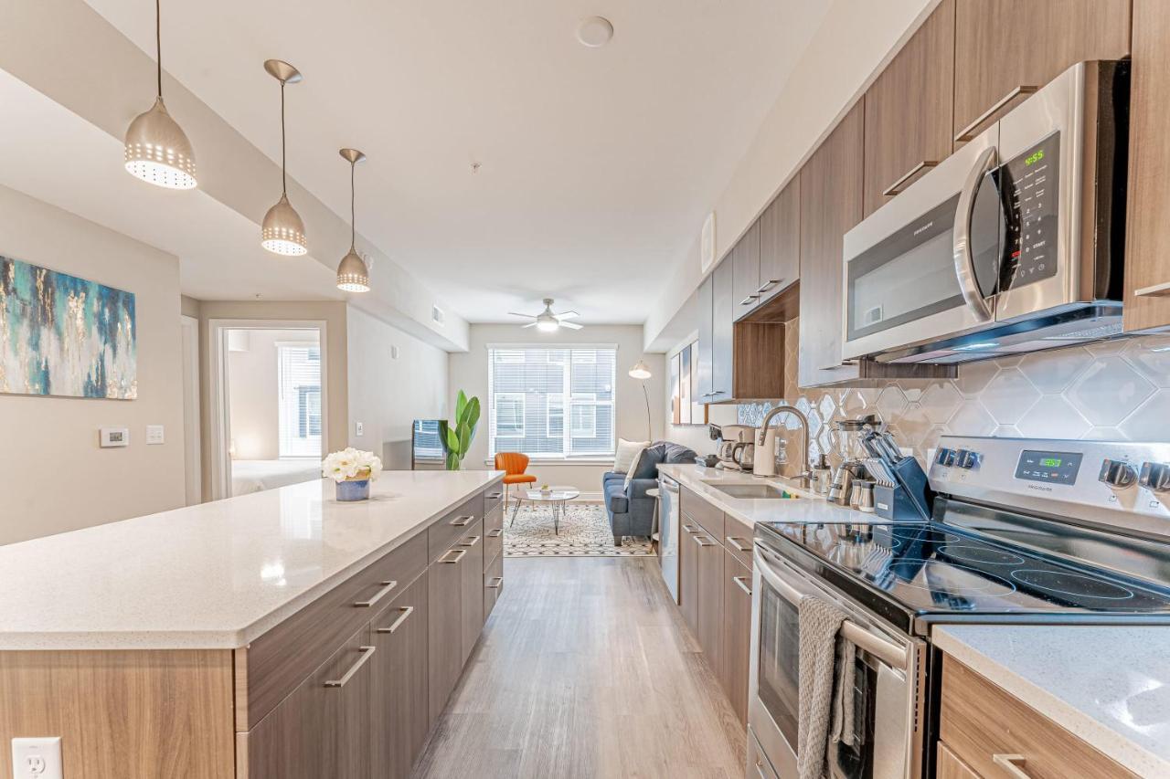 오스틴 Upscale Modern Apts - Free Parking, Fast Wifi, Courtyard 아파트 외부 사진