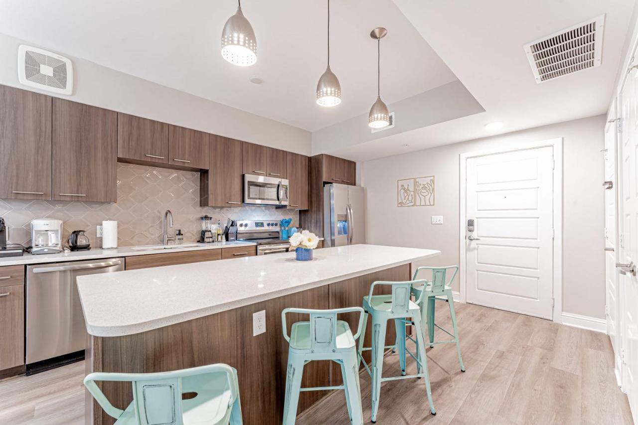 오스틴 Upscale Modern Apts - Free Parking, Fast Wifi, Courtyard 아파트 외부 사진