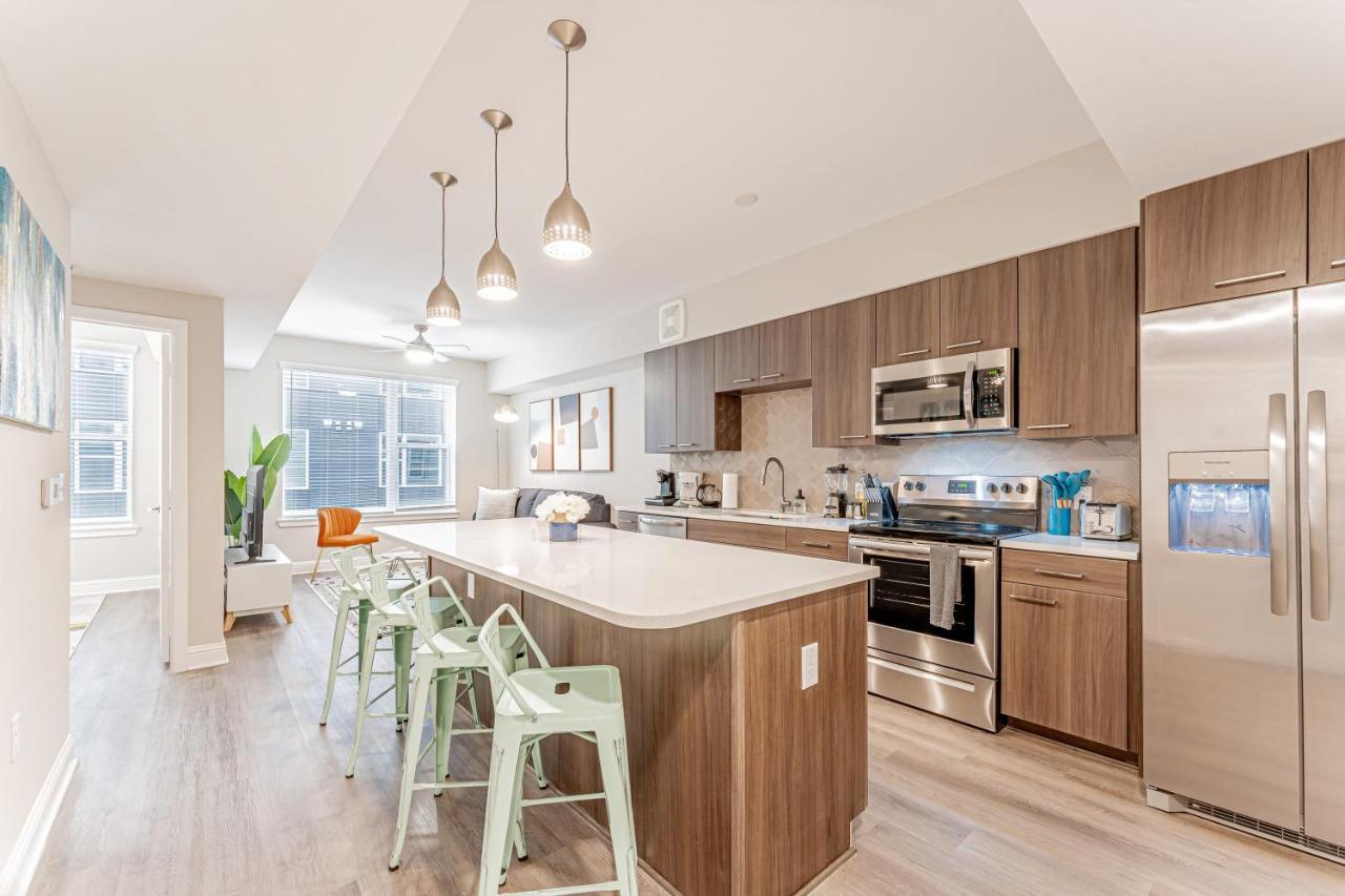 오스틴 Upscale Modern Apts - Free Parking, Fast Wifi, Courtyard 아파트 외부 사진